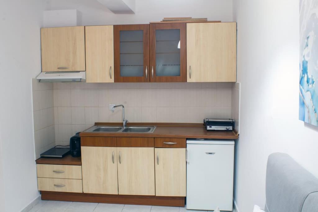 Appartement οικία αποζαρι μικρή περσα