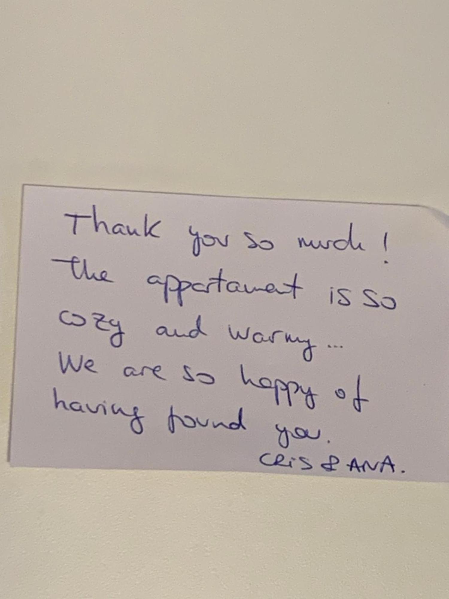 Appartement οικία αποζαρι μικρή περσα *
